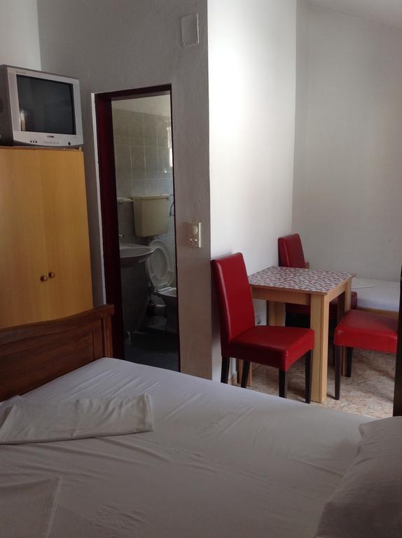 Kuca Tomovic Hotel Budva Eksteriør billede