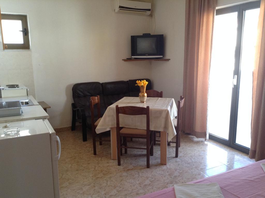 Kuca Tomovic Hotel Budva Eksteriør billede